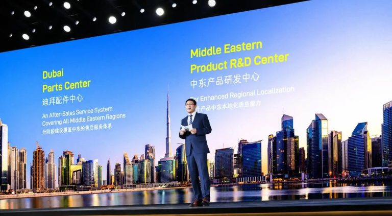 گردهمایی جهانی نمایندگان ۲۱۲ در دوبی؛ آغاز فصلی نو در توسعه همکاری های بینالمللی 5 photo_5769143133512862583_y