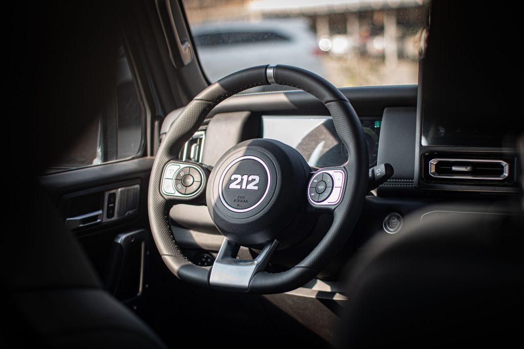 نویگیتور، تیپ آپشنال 212 T01 7 DSC 0611 ACR